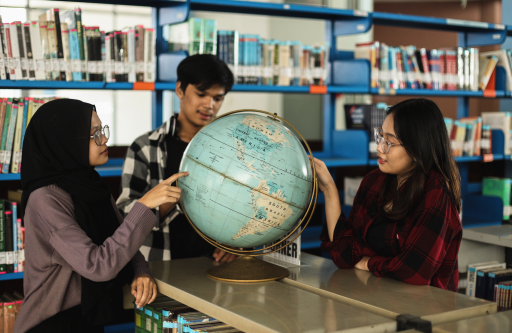 Estudiantes de geografía en un instituto. ¿Serán futuros geógrafos?