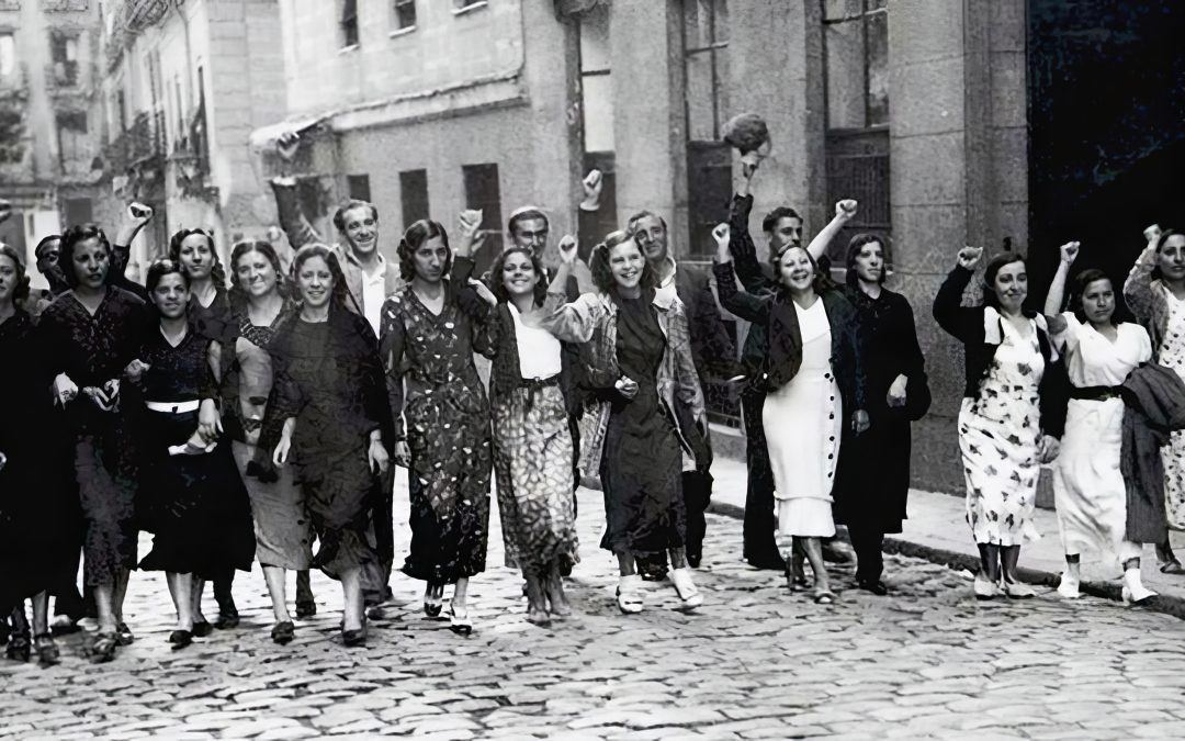 La historia de las 13 Rosas: valientes mujeres en la sombra de la Guerra Civil Española